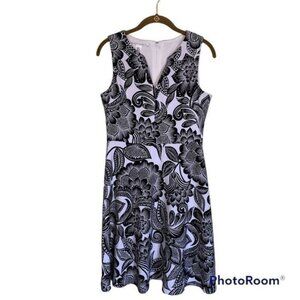 Maggy London Women's White Black Floral Print Fit And Flare Jersey Dress Size 4
